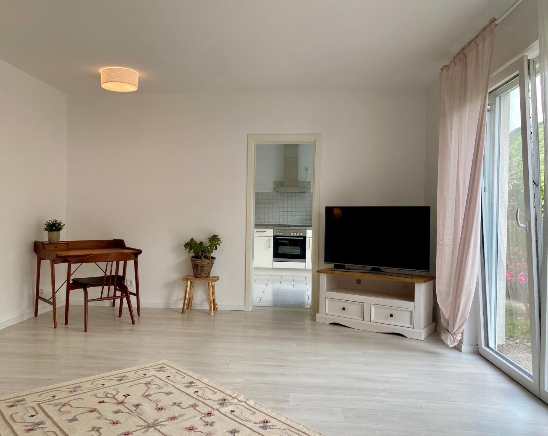 Neu: Ferienwohnung Zum Nussbaum - Landhausstil & Moseltalblick 트라벤트라바흐 외부 사진